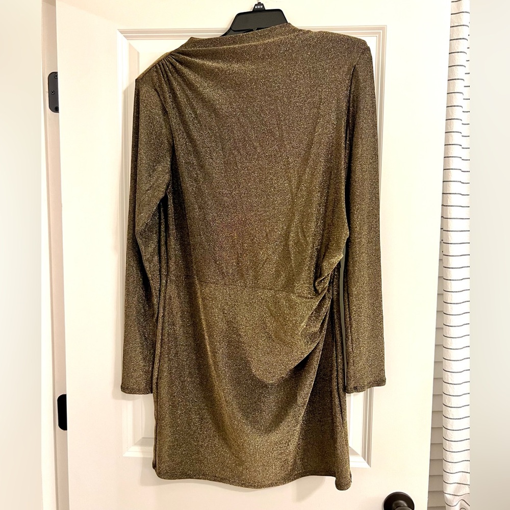 Elegant H&M Metallic Dress - Picture 3 of 5